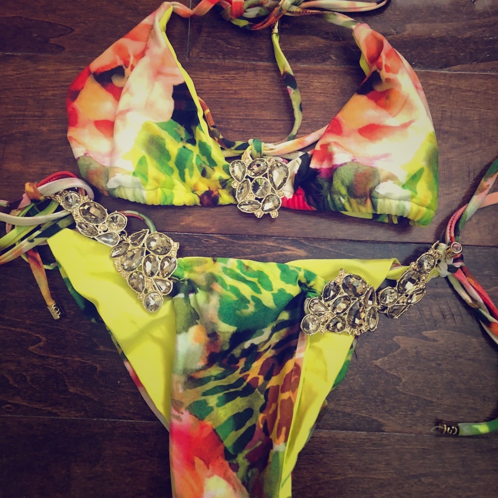 Beach bunny Jewell bikini